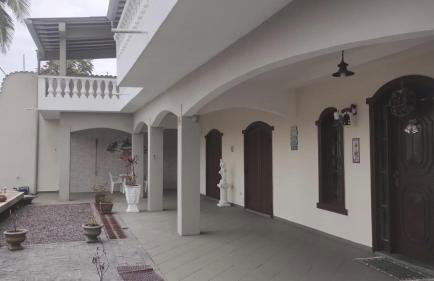 Carnaval a partir 5 diárias - 15 pessoas- Linda Casa de praia com Super piscina 12x5 Novinha com 3 níveis, Wi-Fi, Tv led,jardim , churrasqueira completa - Photo 5