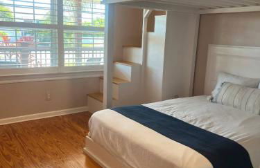 Waterfront Key West Style Home - Foto 9