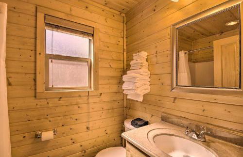 Heber Springs Cabin with Deck and River Views! - Foto 15