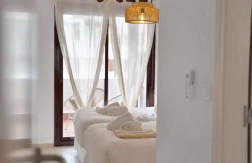 Elegance and luxury with a pool in Miraflores Golf - CASA GOLF RIVIERA PARK 3 2 E - Photo 29