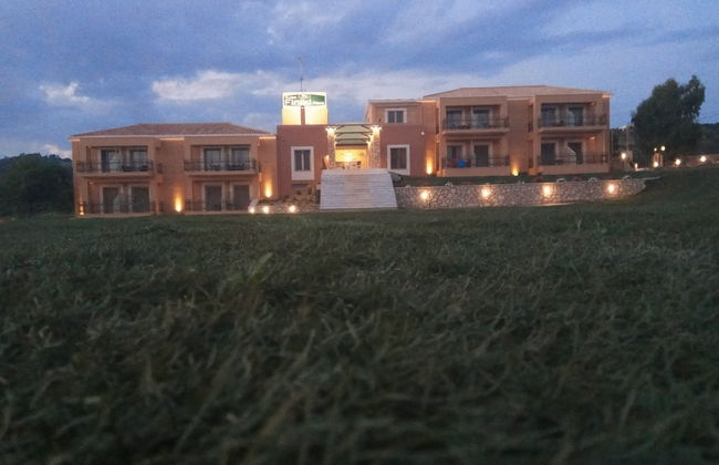 Finiki Plaza - Photo 38