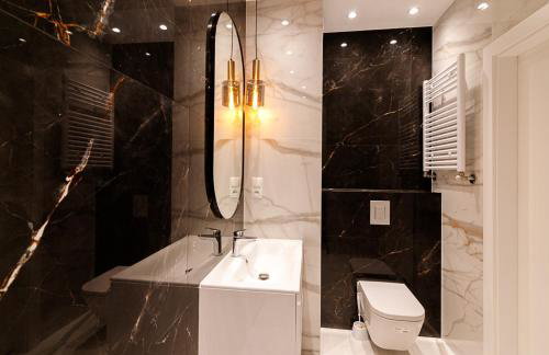 Apartament Bulwar Staromiejski Stare Miasto Centrum - Photo 11