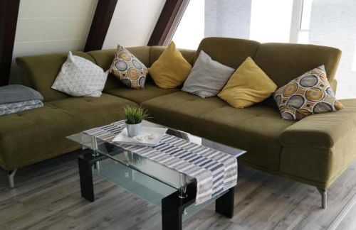 Nurdachhaus mit Blick ins Grüne- ruhige Lage nahe Yachthafen Fedderwardersiel - Foto 5