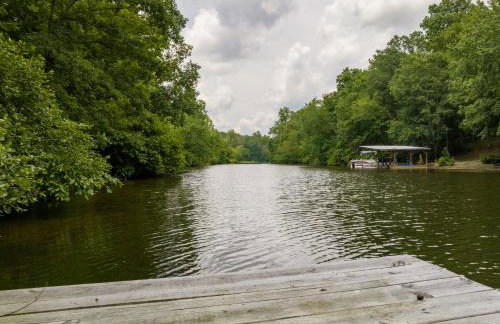 A Little River Romance - Private Dock - Hot Tub - Foto 13