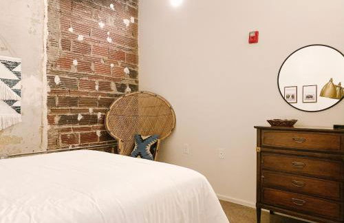 Modern Loft w/ View - Foto 14