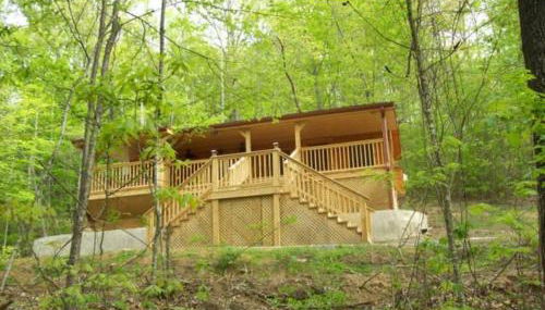 Cabin in the Treetops-Peaceful 1BR 20-Acre Rural Retreat-HotTub&WiFi near Asheville - Foto 2
