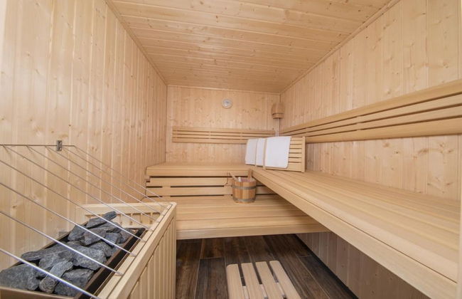 Affluent Chalet in Neukirchen near Wildkogel Ski Arena - Photo 23