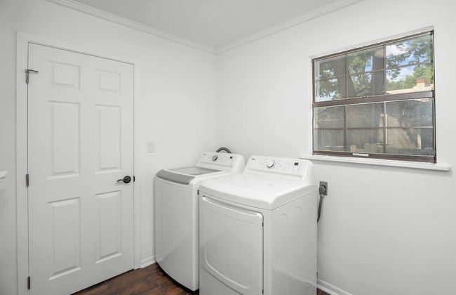 Pecan Retreat-half Mile to Main - Foto 23