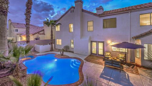 Peaceful Oasis Near Strip & Airport Pool Spa - Foto 3