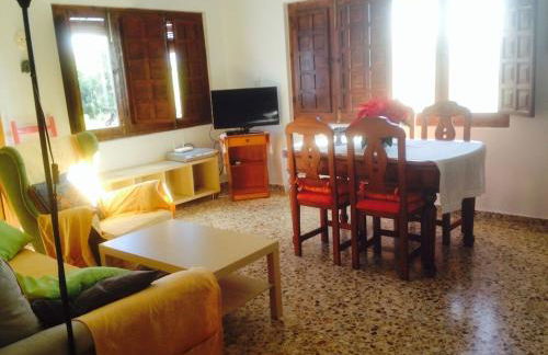 La Torrecica, con carácter andaluz y magníficas vistas al mar y Sierra Nevada - Photo 20