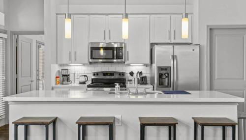 Austin Luxury 2BR 2B with Pool & FREE Parking - Foto 1, dishwasher