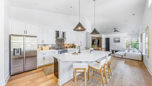 Modern 4BR Uptown Oasis! - Foto 1