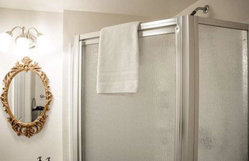 Lake Orchard View- 8 BR with Lake Access and Fire Pit - Foto 49