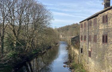 Hebden Bridge Riverside Cottage - Photo 1