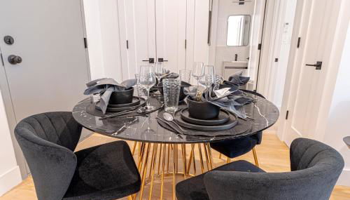 Cozy Brooklyn Getaway with Balcony - Foto 3