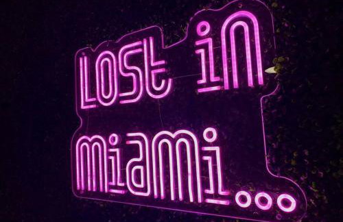 Unique Miami Art Escape w/ HotTub, Arcade & Murals - Foto 23