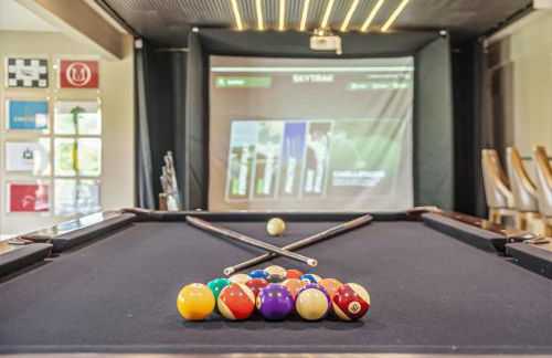 Luxury Stay with Golf Simulator and 3 King Bedrooms - Foto 42