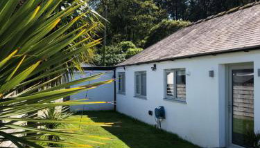 UNIQUE CORNISH COTTAGE CONVERSION Central location - Photo 2