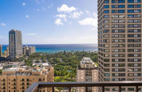 Honu Hale Penthouse 2 BDR Ocean View Waikiki - Photo 53
