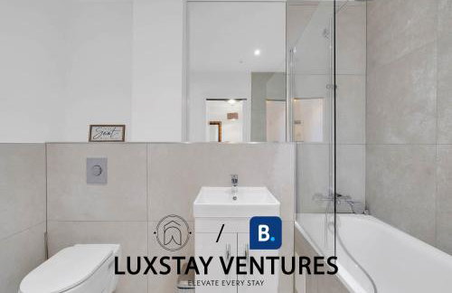 Multiple 2-Bedroom Apartments near Harry Potter Studios - 2-Minute walk to Bushey Station - 20 Minutes to London Euston - Ideal for Families & Business - Free Parking - Foto 48