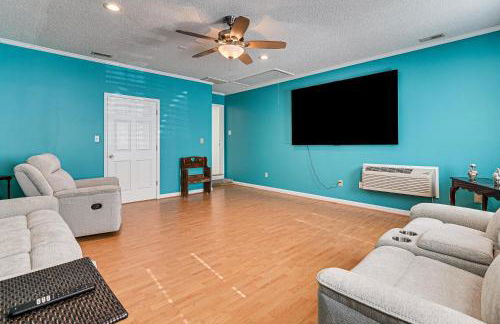 Hot Tub and Gazebo Group Getaway Near Dtwn Conway! - Photo 5