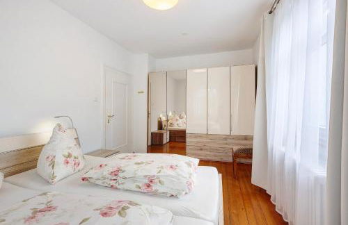 Rotes Haus über den Weinbergen - Foto 18