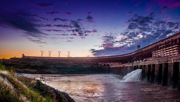 Espectáculo de luz y sonido en la represa de Itaipú - Foto 5
