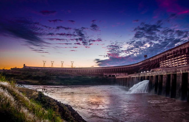 Espectáculo de luz y sonido en la represa de Itaipú - Foto 5