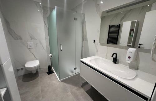 ADRIA MIRIS apartments - Photo 7