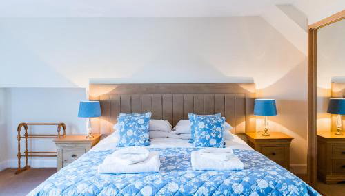 The Granary with Hot Tub - Photo 3