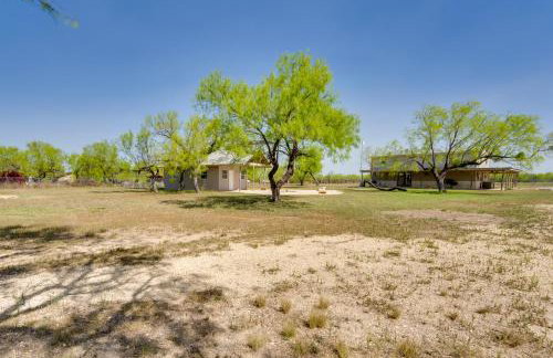 Pet-Friendly Cabin on 3 Acres: 7 Mi to Uvalde! - Foto 30
