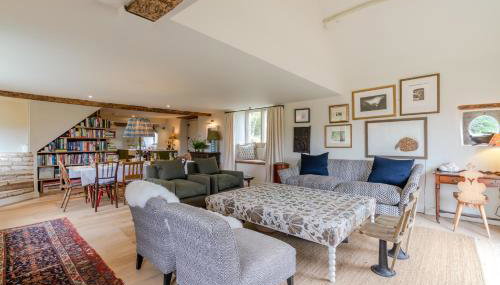 Locks Cottage - Photo 4