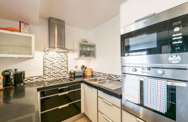 Captivating 2-bed Apartment in Praia da Luz - Foto 13