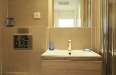 Nice Centre - Apartment with balcony and stunning sea view! - Photo 22