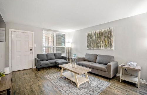 Towne Plaza Apartments #104 in the Galleria Area - Foto 13