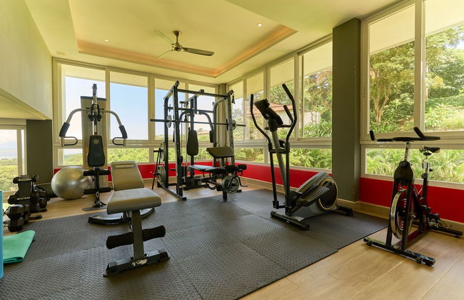 Luxury Hillside Estate at Nativa Resort by RedAwning - Foto 28