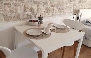 Central Studio Apartment - Photo 15