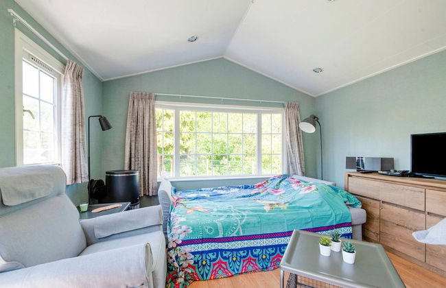 Chalet in Stegeren Near Hiking Trails - Photo 14