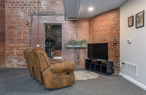 Unique and Charming Downtown Apt - Foto 18