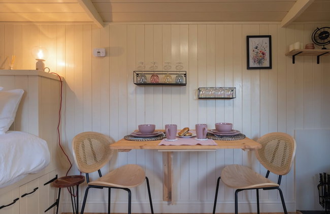 Shepherdshut-hot Tub-cotswolds-petfriendly - Photo 28