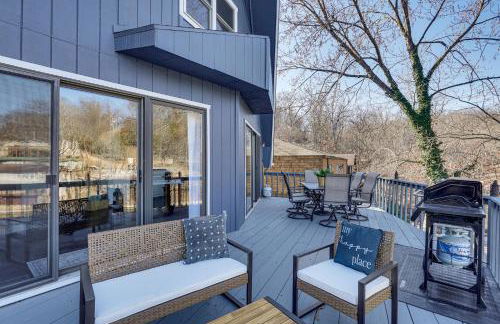 Lakefront Home with Dock and Decks in Gravois Mills! - Foto 32