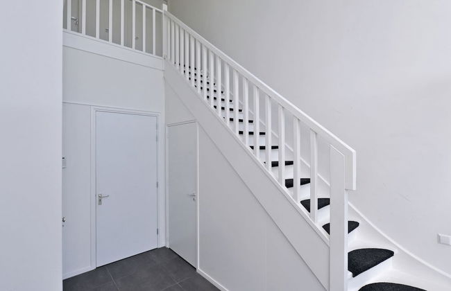 Waterfront Penthouse With Roof Terrace and Private Jetty - Foto 2