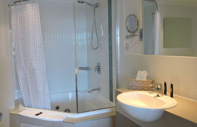 BASE Holidays - Ettalong Beach Premium Apartments - Foto 44