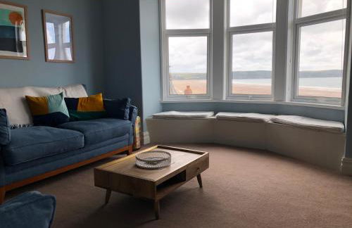 Spacious flat - fabulous sea views & walk to beach - Foto 4