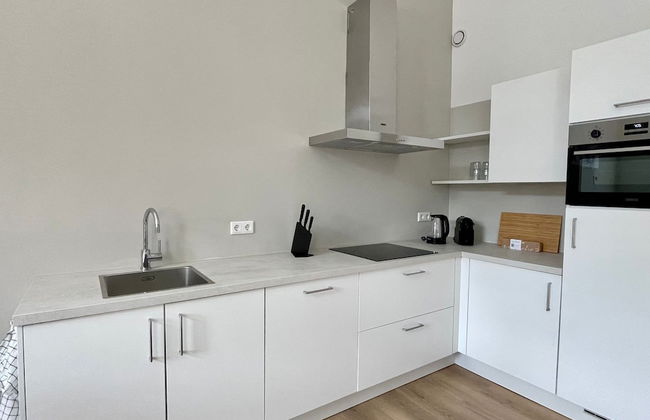 Serviced 2BR Apartments in Utrecht - Photo 3