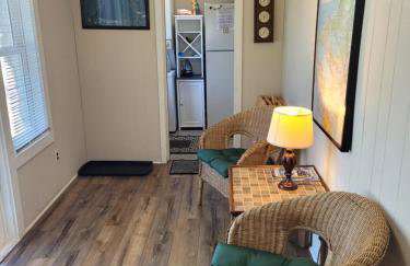 Centennial House - Great Location with Lakeview! - Foto 31