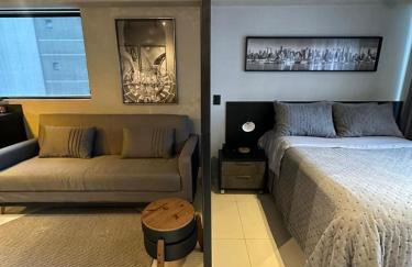 Studio 406 no Centro Cívico com Piscina Aquecida, Academia, Sauna e Garagem - Foto 4