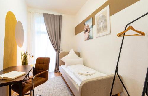 StadtNatur Apartment am Küchwald - 2 SZ mit Balkon, WASCHMASCHINE, Streaming-TV, Badewanne, Arbeitsplatz - Foto 3