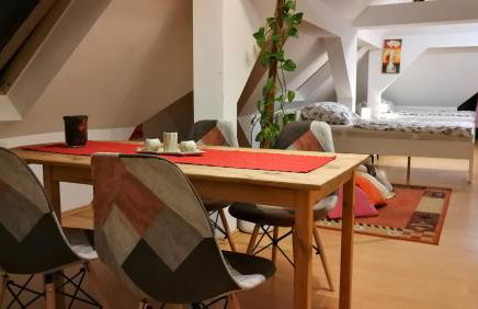 Attic Oelsnitz am Hegebach mit Netflix und Parkplatz Self Check-in - Foto 1