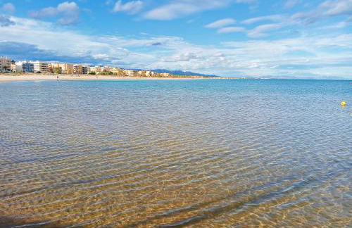 Big Gran Khan Apartment Canet den Berenguer con Piscina - Photo 5